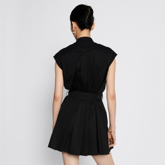 Dior Short Dress
Black Cotton Gabardine Fr36 - Picture 5 of 6